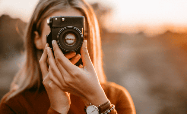woman photographer