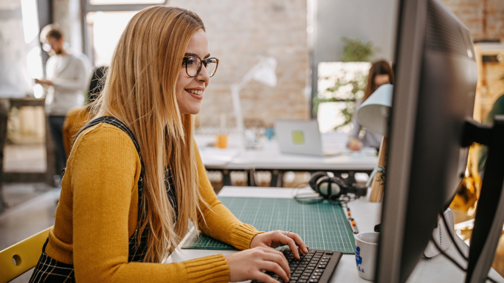 woman on computer with a non phone job